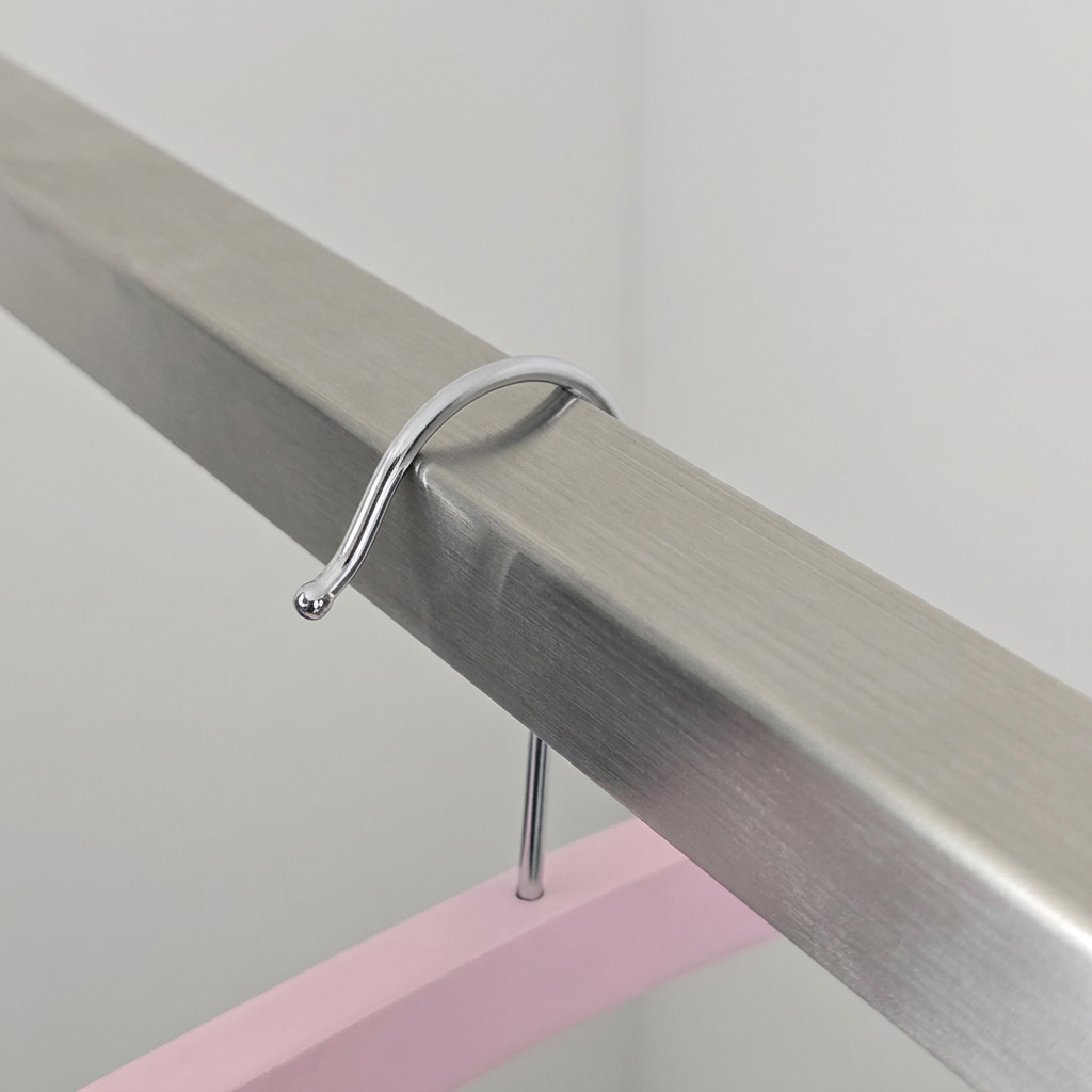 Детские вешалки-плечики деревянные KH90106-30.5CM /pink lacquer color/60pcs/ctn