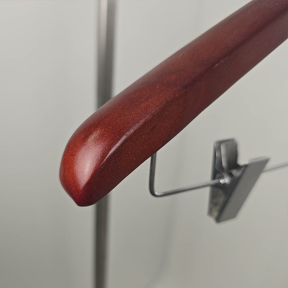 Вешалки-плечики деревянные с зажимами для брюк DH67026 /mahogany lacquer color/24pcs/ctn